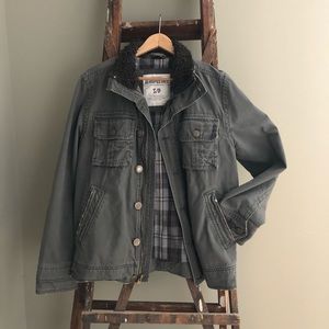 Women’s small jacket.